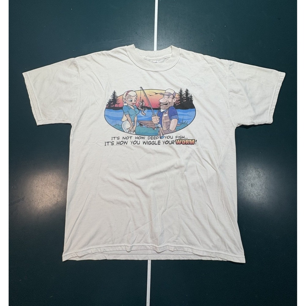 Vintage 90s Funny Fishing T-Shirt Mens Large It's Not How Deep You Fish Graphic